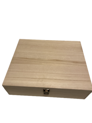 WOODEN BOX 3 BOTTLES